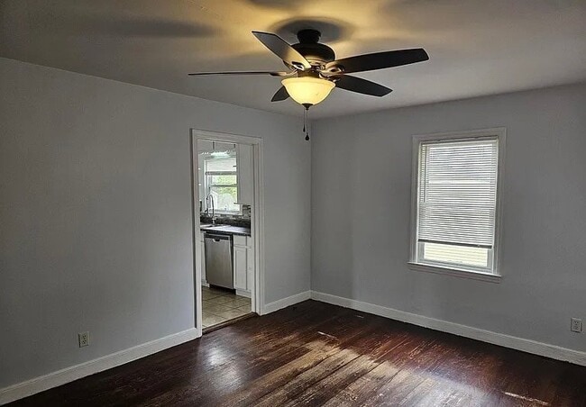 Photo - 2382 Hiwassee Cir