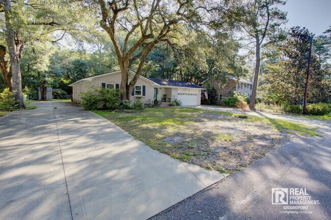 209 Chucker Dr