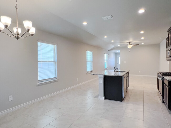 Photo - 7538 Breese Ln