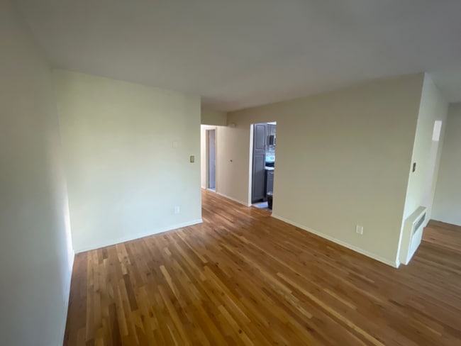 Photo - 72 Paerdegat 2nd St Unit 3fl