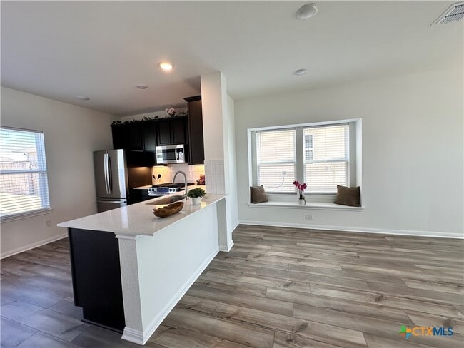 Photo - 124 Rollingwood Dr