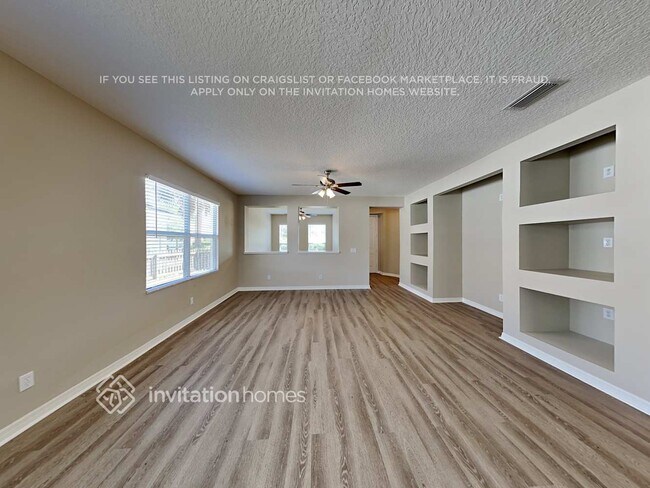 985 Riviera Point Dr