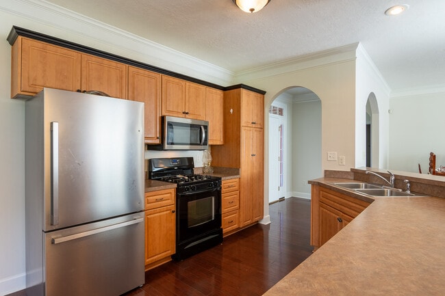 Photo - 862 Tyler Woods Dr