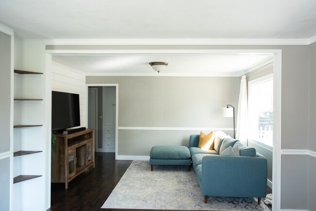 Photo - 6812 Voyager Pl