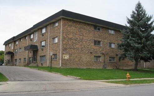 Photo - 120 S Lincoln Ave Apartments