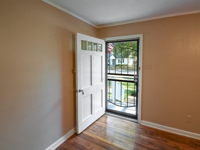 3837 Vanuys Rd