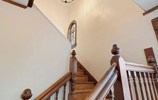 30 Messer St Unit B
