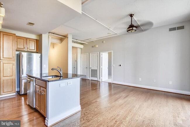 Photo - 4480 Market Commons Dr Unit 305