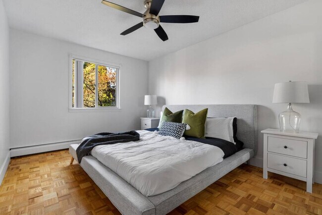 Photo - 1190 10th Avenue Bikeway Unit ID1051839P