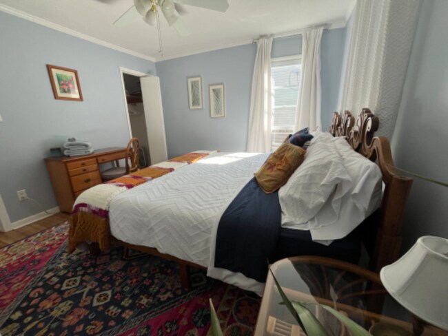 Photo - 1805 Baker Ave