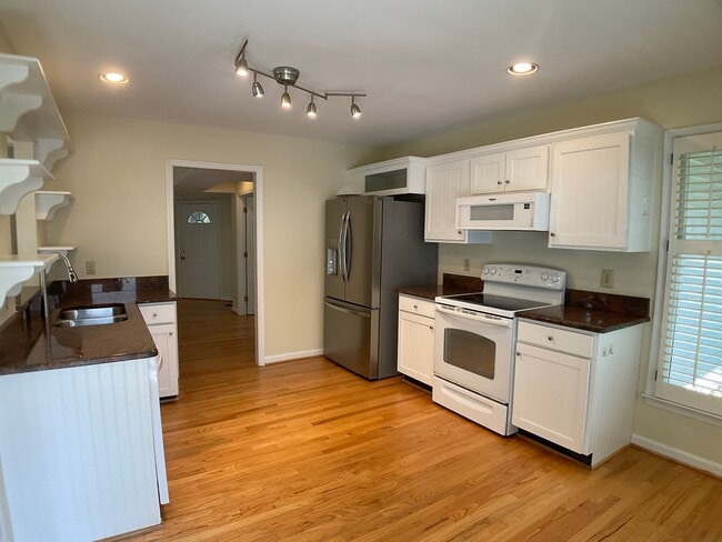 Photo - 309 Kirkwood Dr