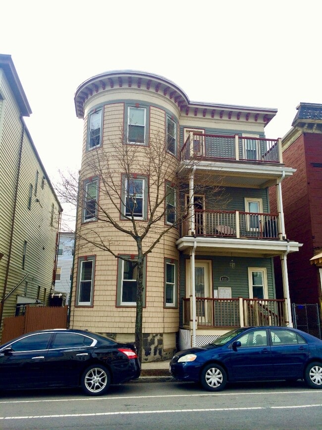 Photo - 1085 Dorchester Ave Apartments Unit 3