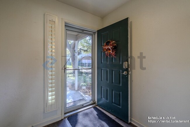 Photo - 14911 Wunderlich Dr