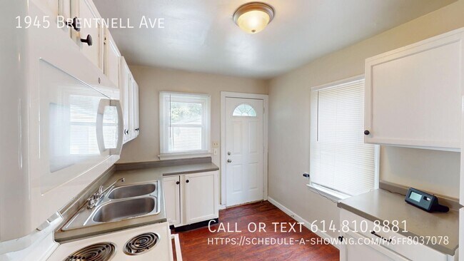 Photo - 1945 Brentnell Ave