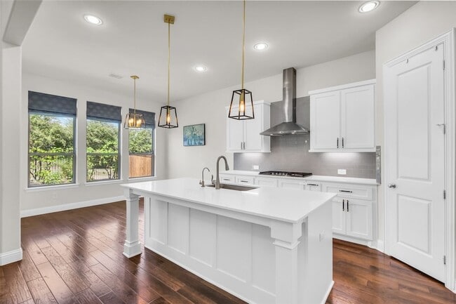 Photo - 3511 Solaro Ln