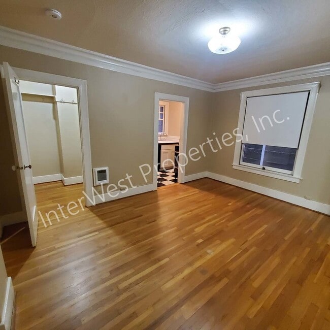 Photo - *1ST MONTH'S RENT FREE PROMO & NO HOA MOVE IN/OUT FEES* Studio Unit in the Alphabet Dist w/hardwo... Unit 209
