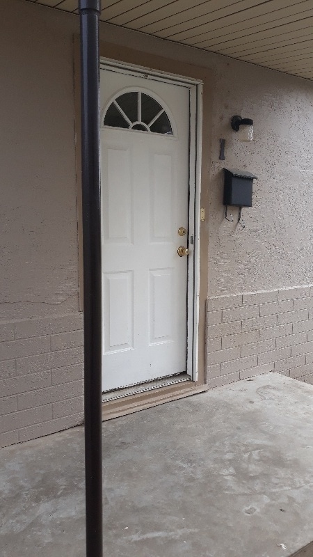 Building Photo - 2710 8th Ave