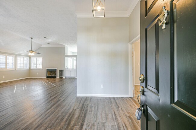 Photo - 5507 Village Springs Dr