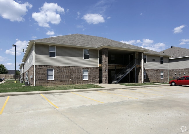 Pomeroy - Pomeroy Apartments