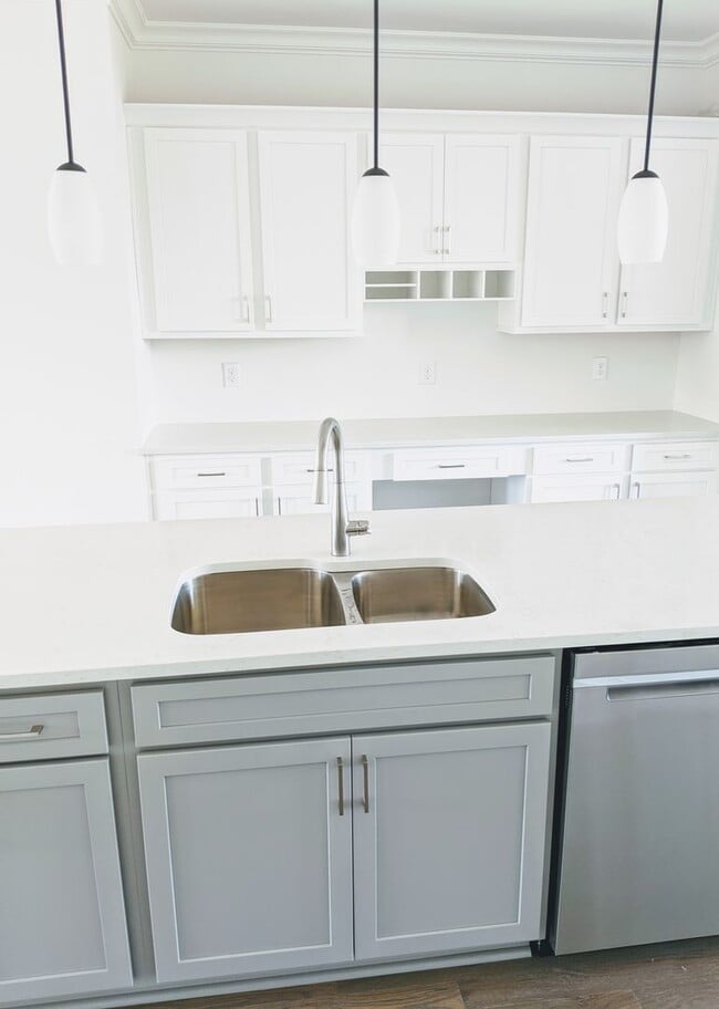 Photo - Luxury Town Home - Williamson County - End Unit