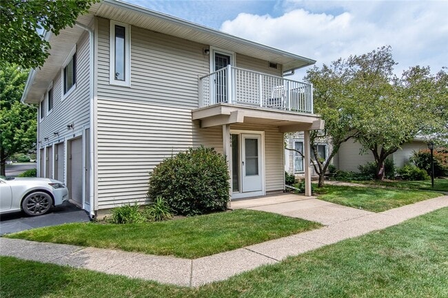 Photo - 808 Eastbrooke Ln