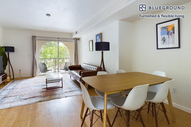 2153 Sonador Commons