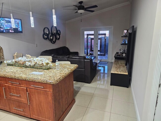 Photo - 15149 SW 59th St