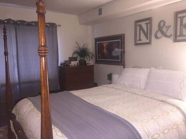 Photo - 11828 W North Ave Unit 11