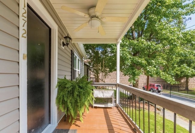 Photo - 1272 Lyle Pl NW