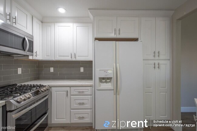 Photo - 2 br, 2 bath Condo - 11945 Tivoli Park Row...