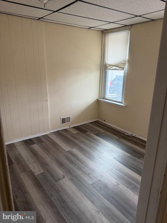 Photo - 215 W Airy St