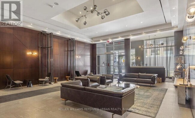 Photo - 36 Blue Jays Way Unit 521