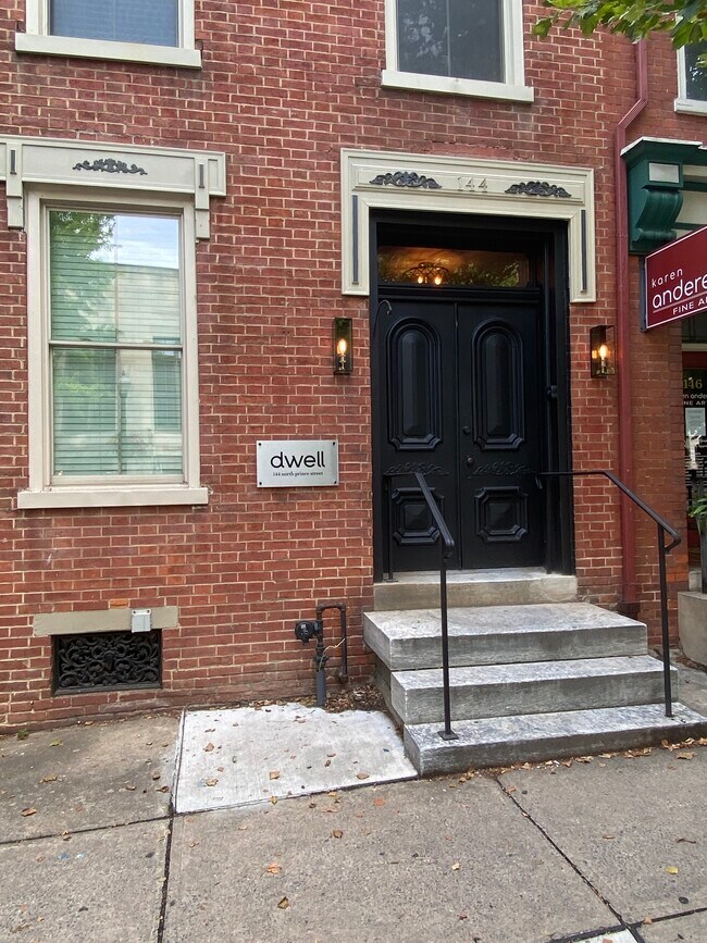 144 N Prince St Apartments Unit 4 Lancaster, PA