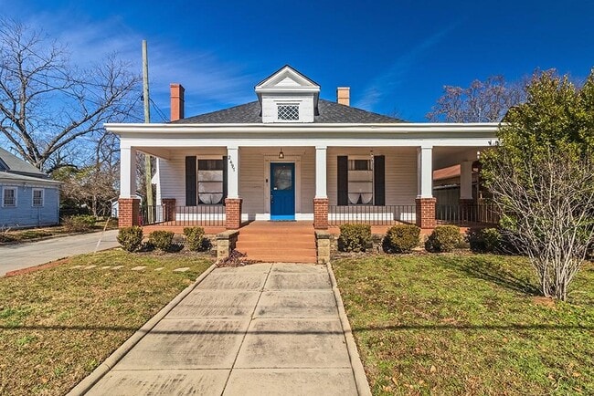 Photo - 2497 Napier Ave House