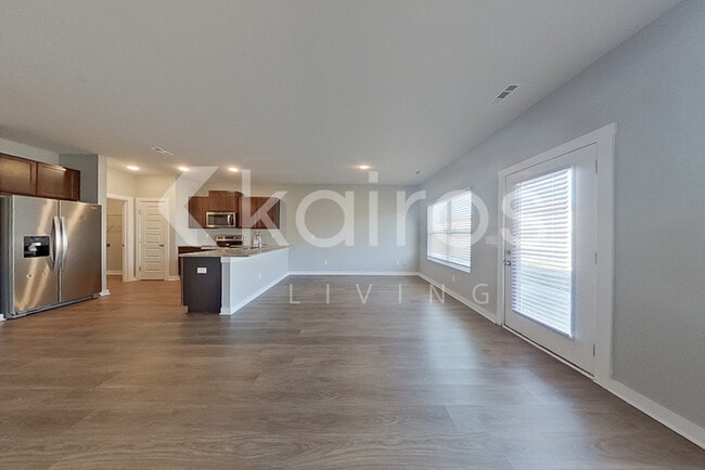Photo - 7219 Chatfield Wy NW