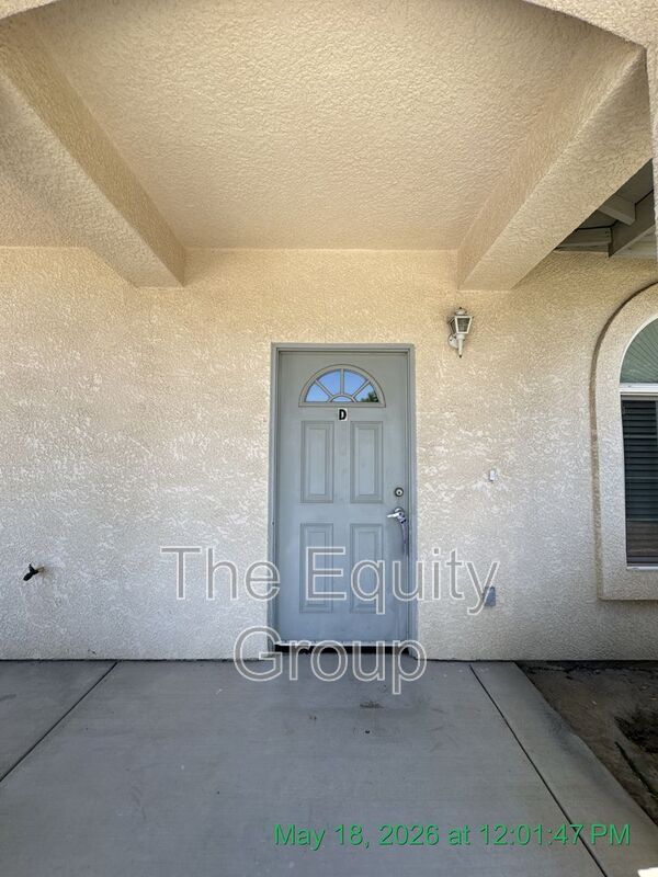 Building Photo - 1323 S Crowe St Unit #D