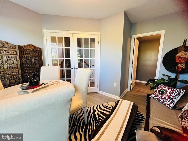 Photo - 2422 Baileys Pond Rd