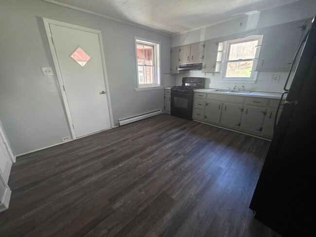 Photo - 30-32 Willow Street Unit 32