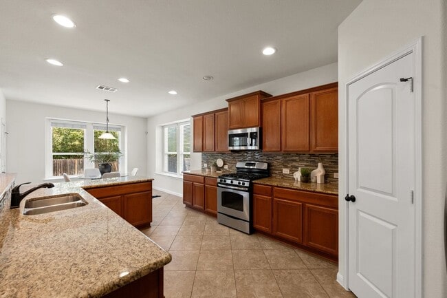 608 Royal Burgess Dr Unidad A