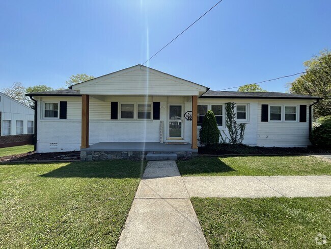 Building Photo - 624 Amelon Rd Rental