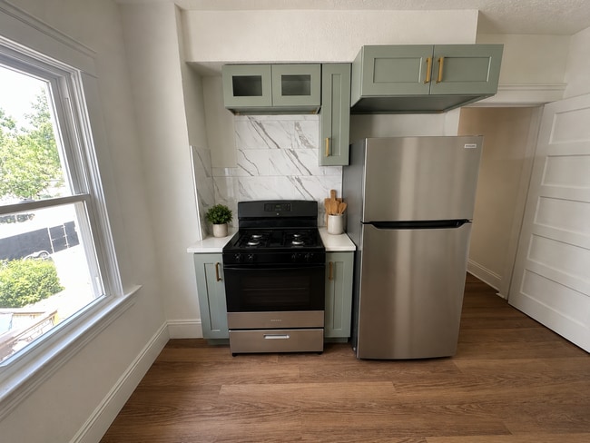 Photo - 1491 W 114th St