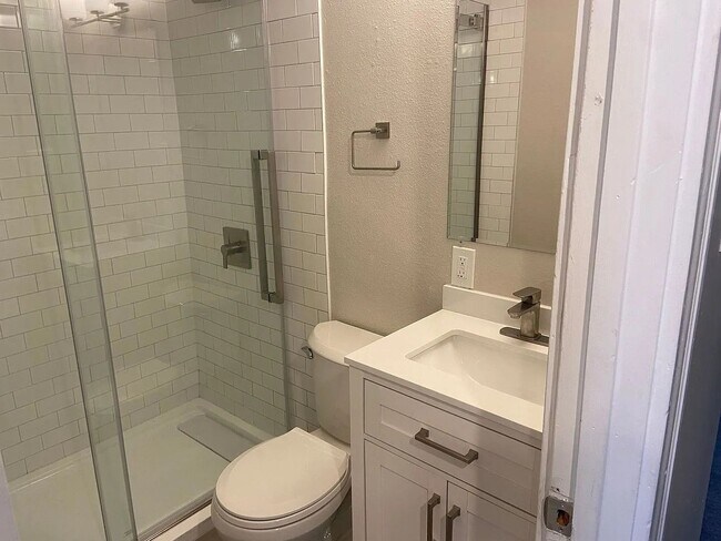 Photo - 2220 S 9th St Unit 2220 C