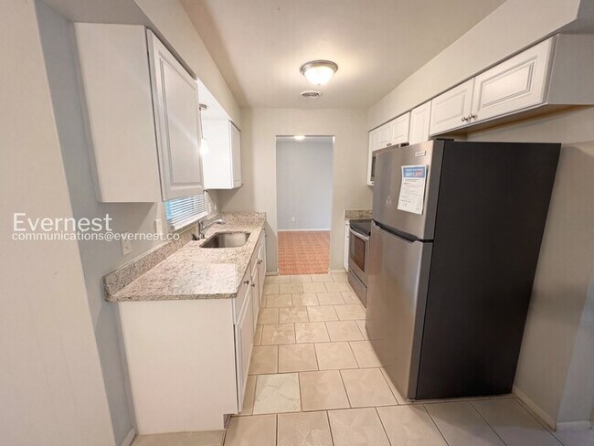 Photo - 742 Park Manor Dr