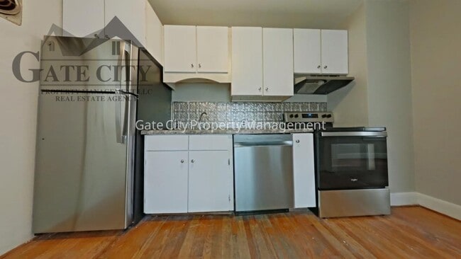 Photo - 227 Oakhurst St