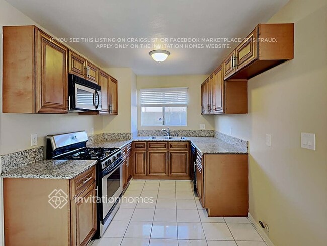 Photo - 13405 Bixler Ave