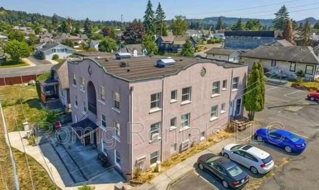 Building Photo - 300 N 5th Ave