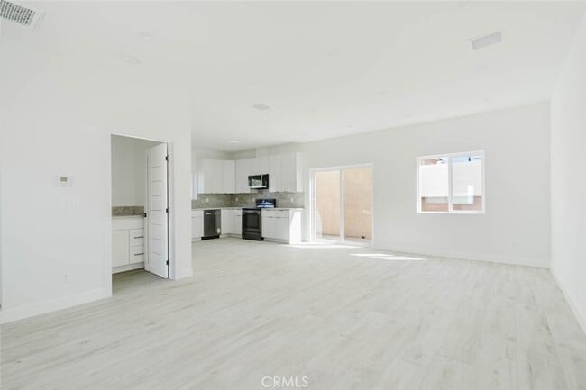 8312 Canterbury Ave