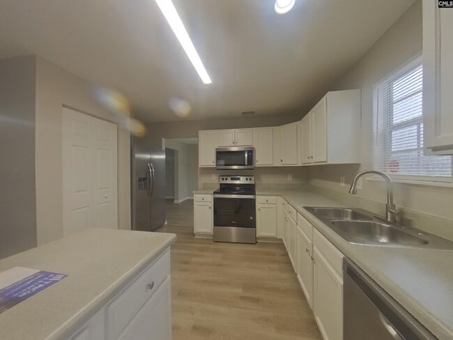 Photo - 415 Fox Trot Dr