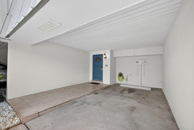 Photo - 382 Golfview Rd