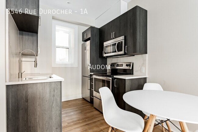 Building Photo - 3546 Rue Durocher Unit 1A